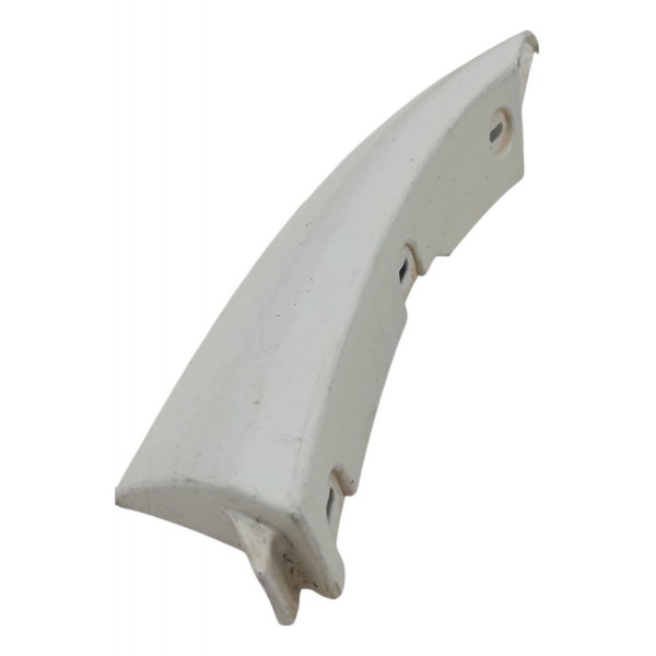 Moldura Paralama Traseiro Esquerdo Chevrolet Tracker 2008