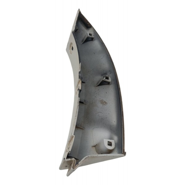 Moldura Paralama Traseiro Esquerdo Chevrolet Tracker 2008