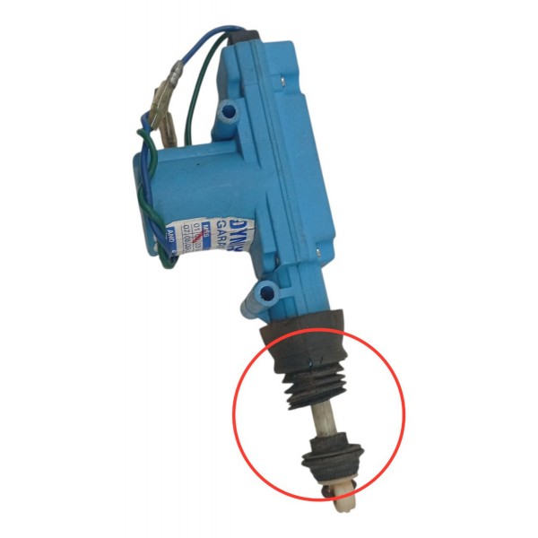 Atuador Porta Traseira Esquerda Renault Clio 2002 Detalhe