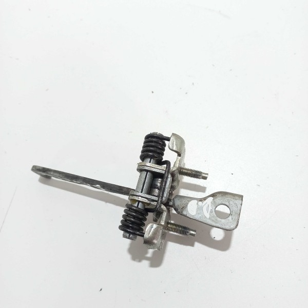 Limitador De Porta Dianteira Direita Renault Sandero Rs