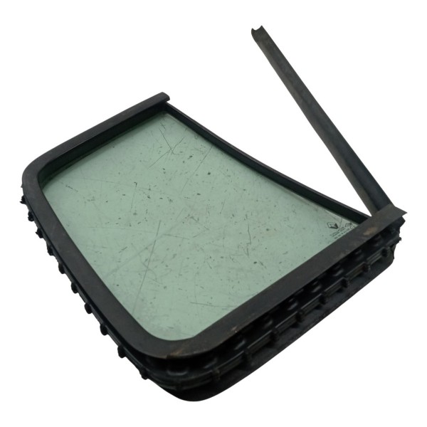 Vidro Fixo Traseiro Esquerdo Renault Clio 2002