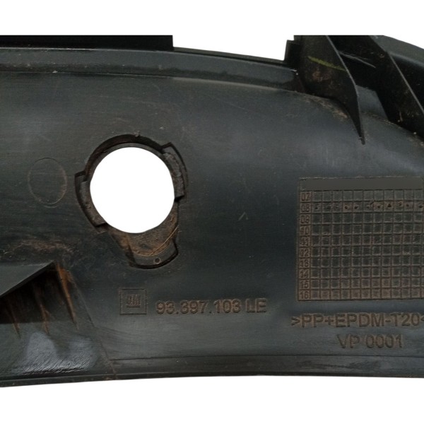 Grade Churrasqueira Esquerda Chevrolet Celta 1.0 2008 2009