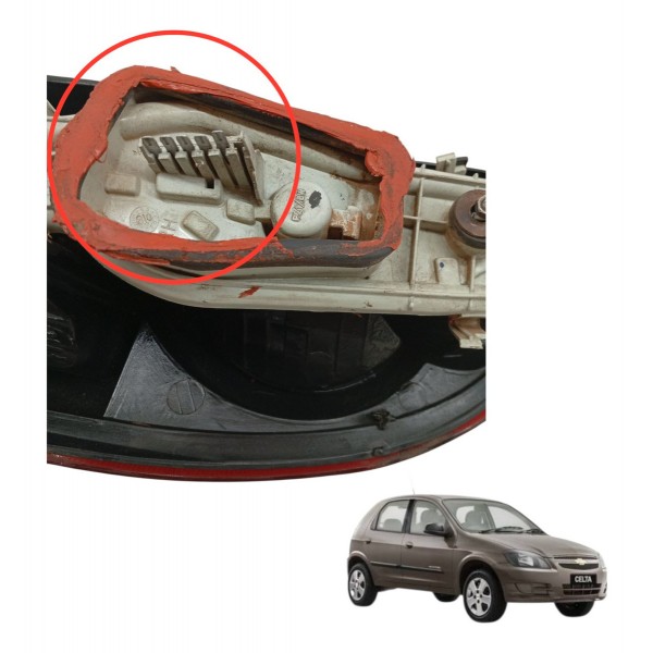 Lanterna Traseira Direita Chevrolet Celta 1.0 2007 Detalhe