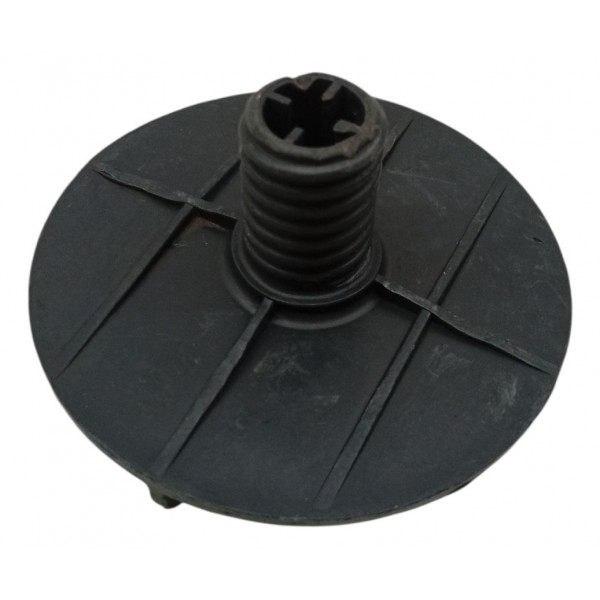 Trava Parafuso Fixação Estepe Renault Megane 2006 2007 2008