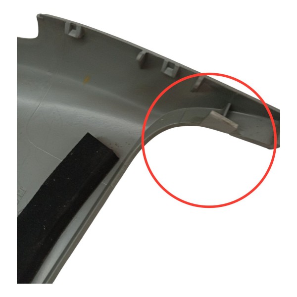 Moldura Superiro Coluna Direção Renault Twingo 2015 Detalhe