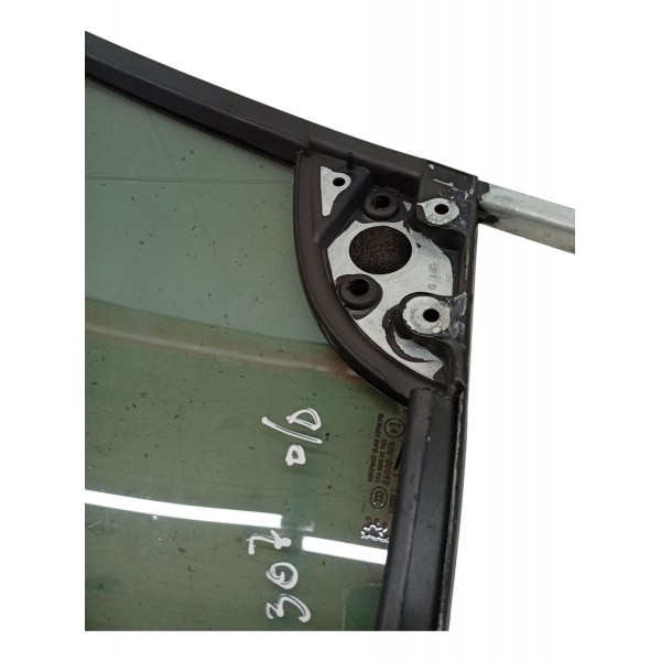 Vidro Fixo Vigia Dianteiro Direito Peugeot 307 1.6 2006 2007