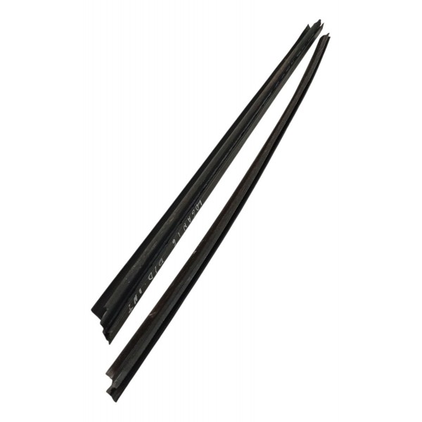 Kit Canaleta Dianteira Direita Renault Logan 2009 Detalhe