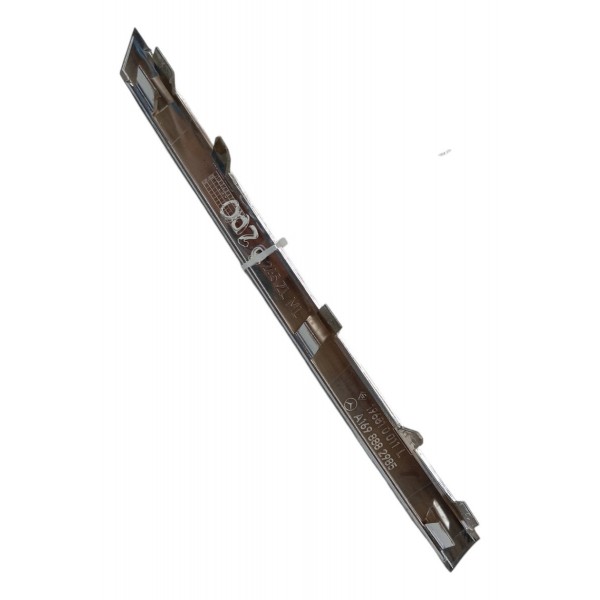 Friso Cromado Grade Dianteira Mercedes B200 B180 2009 10 11