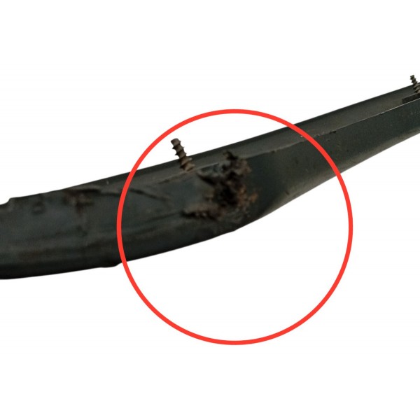 Moldura Paralama Dianteiro Direito Gm Zafira 2003 Detalhe