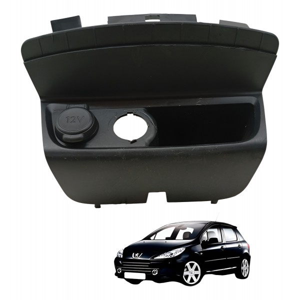 Moldura Tomada 12v Painel Central Peugeot 208 2015 Detalhe