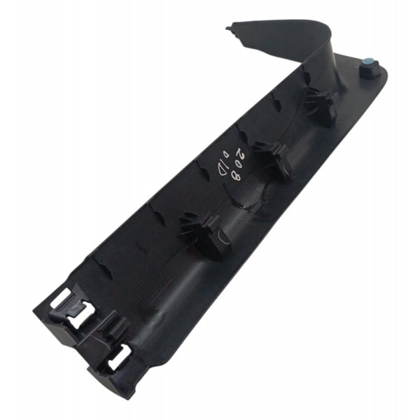 Soleira Porta Dianteira Direita Peugeot 208 2013 2014 2015
