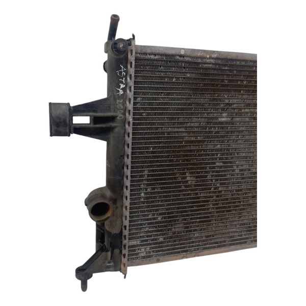 Radiador Água Motor Chevrolet Astra 1.8 2001 2002 Detalhe