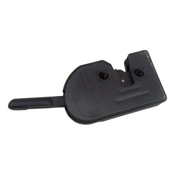 Trava Trinco Esquerdo Encosto Banco Traseiro Jac J5 2012