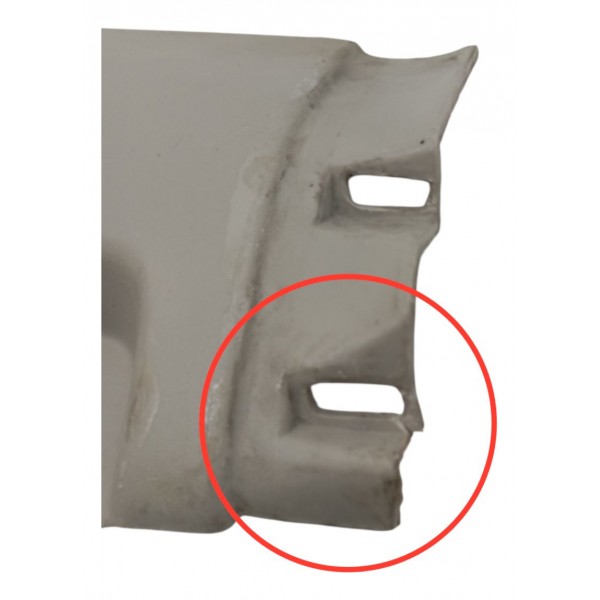 Moldura Superior Traseira Direita Gm Astra 2003 Detatalhe