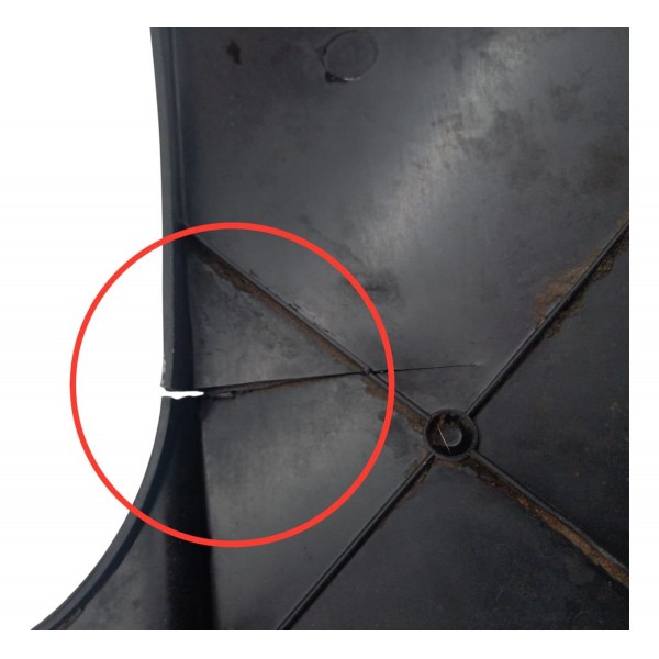 Protetor Defletor Interno Radiador Peugeot 307 2005 Detalhe