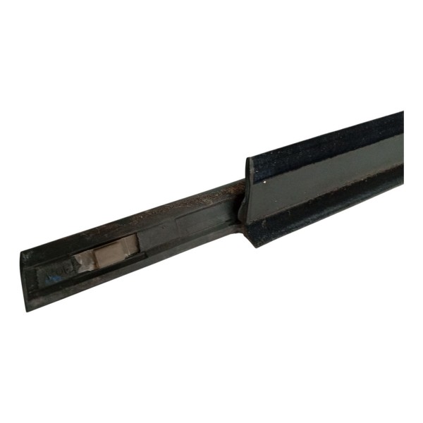 Canaleta Porta Dianteira Direita Ford Focus Sedan Glx 2002