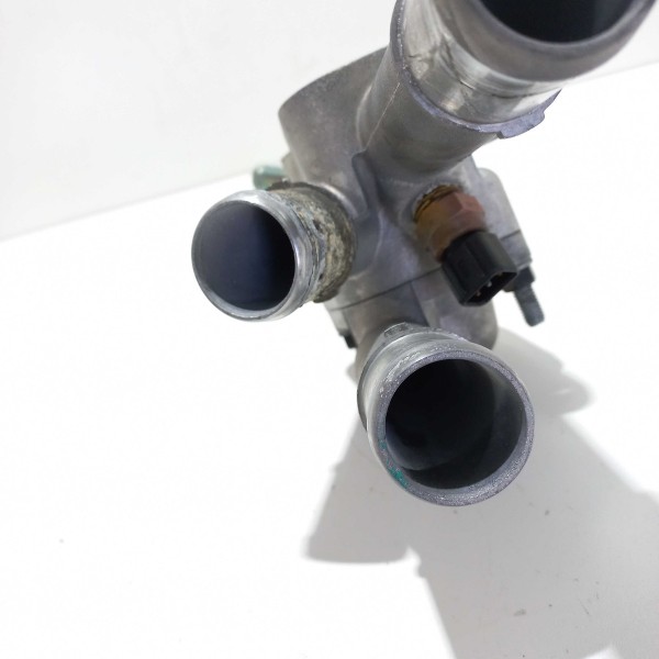 Carcaça Válvula Termostática Hyundai I30 2010 2.0 Aut.