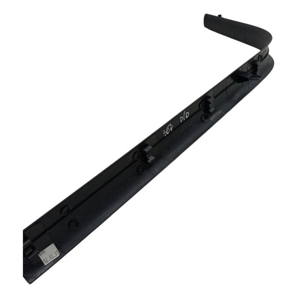 Soleira Porta Dianteira Direita Peugeot 307 Presence 2006