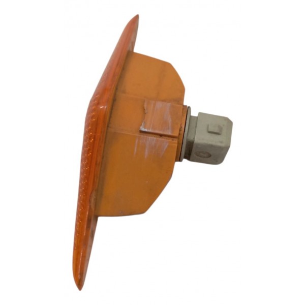 Lanterna Pisca Seta Alerta Ford Focus Sedan 2002 Detalhe Direito