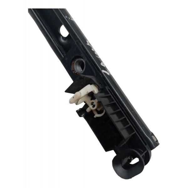 Trilho Regulagem Altura Cinto Esquerdo Ford Focus 2001 2002