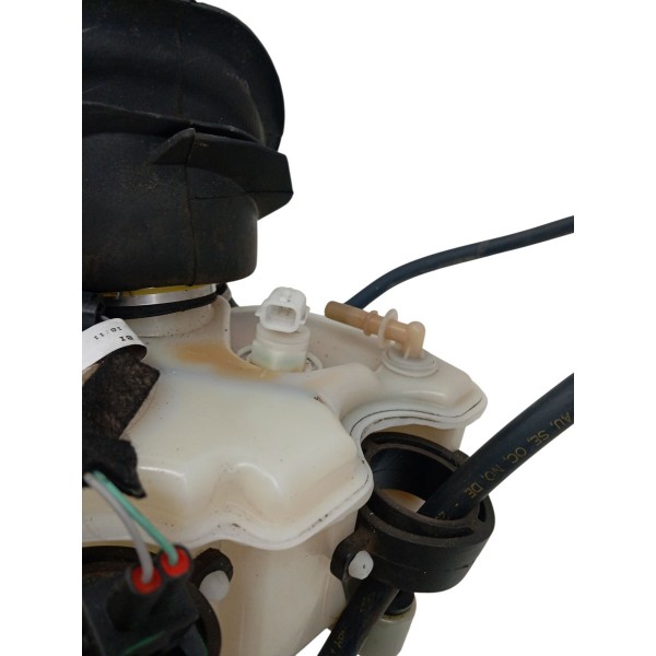 Reservatório Parabra Partida Frio Renault Logan 2008 Detalhe