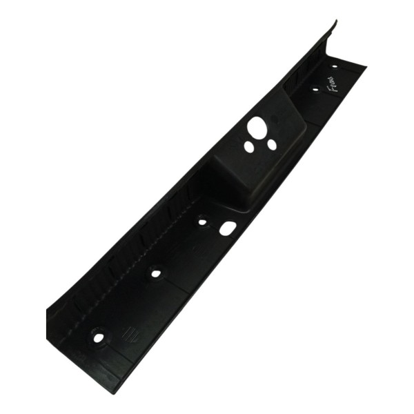 Moldura Soleira Tampa Traseira Ford Focus Glx 2002 2003 2004