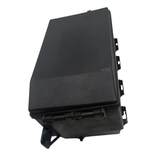 Caixa Fusivel Ford Focus Sedan 2.0 16v Glx 2001 2002 Detalhe