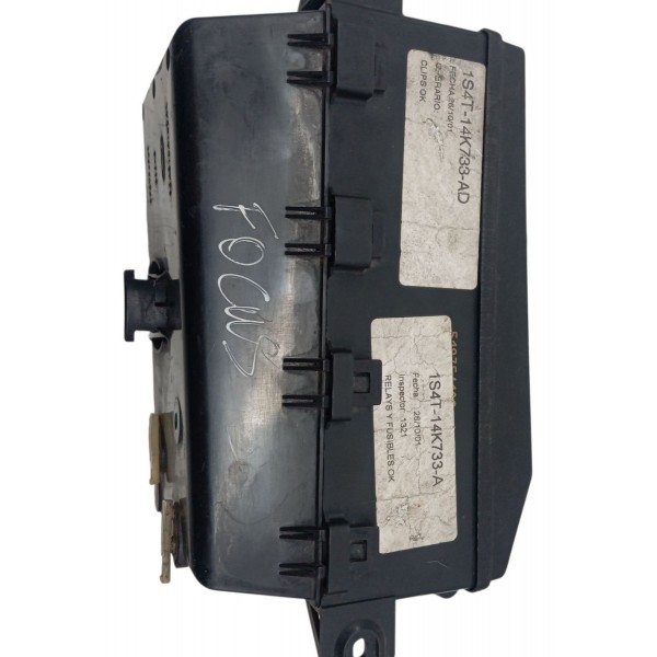 Caixa Fusivel Ford Focus Sedan 2.0 16v Glx 2001 2002 Detalhe