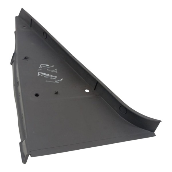 Acabamento Banco Traseiro Direito Ford Focus 2001 2002 2003