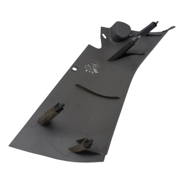 Moldura  Banco Traseiro Esquerdo Ford Focus 2001 2002 2003 Cinza