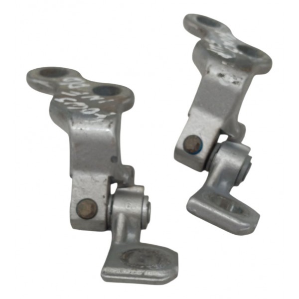 Dobradiça Porta Dianteiro Direito Ford Focus Sedan 2001 2002