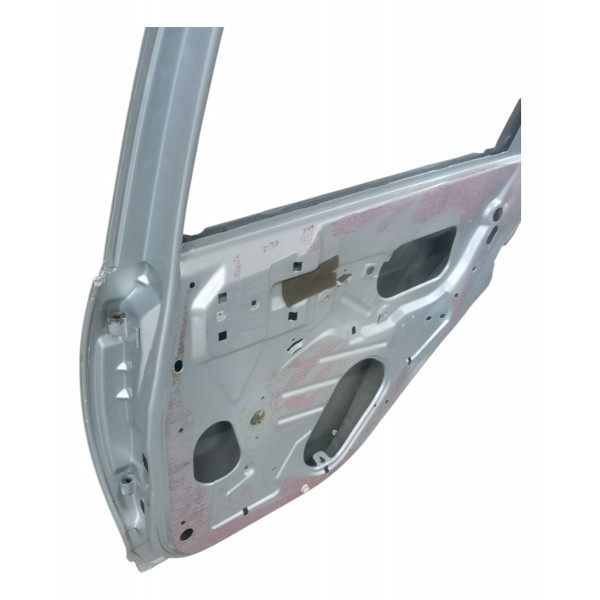 Porta Traseira Direita Chevrolet Celta 4p 2005 2006 Detalhe Traseira Direito Prateado