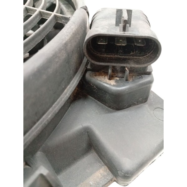 Moldura Motor Ventilador Ventoinha Chevrolet Astra 2002 2003