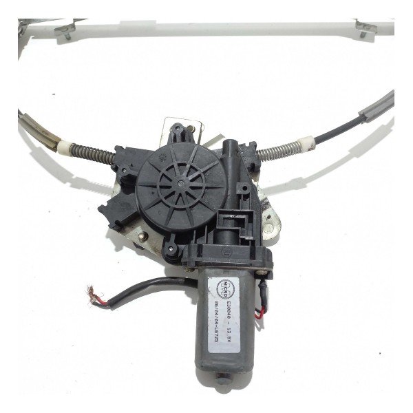 Máquina Vidro Dianteira Direita Renault Clio