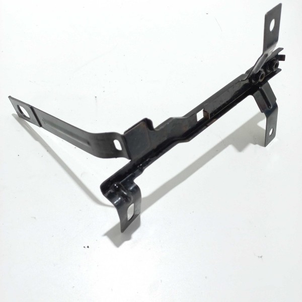 Suporte Trava Caixa Bateria Chevrolet Onix 2018 2019 Direito