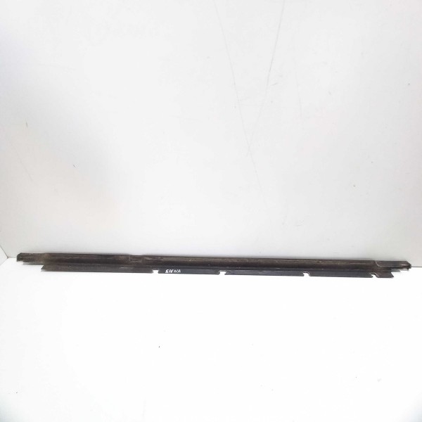 Friso Porta Traseira Esquerda Volkswagen Jetta Variant Q Prata