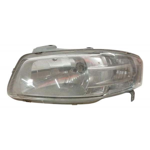 Farol Dianteiro Esquerdo Volkswagen Gol G4 2006 Detalhe