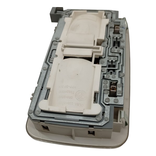 Luz Cortesia Teto Fiat Palio Punto Essence 1.6 2014 2015