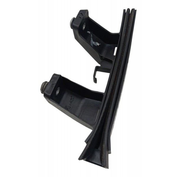 Canaleta Vidro Porta Dianteira Esquerda Fiat Palio 1.6 2015