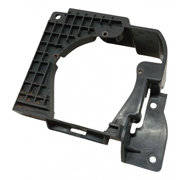 Moldura Farol Milha Direito Fiat Palio Essence 1.6 2014 2015