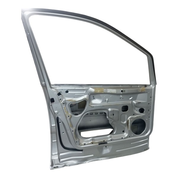 Porta Dianteira Esquerda Mercedes Benz A160 4p 2003 Detalhe Esquerdo Dianteira