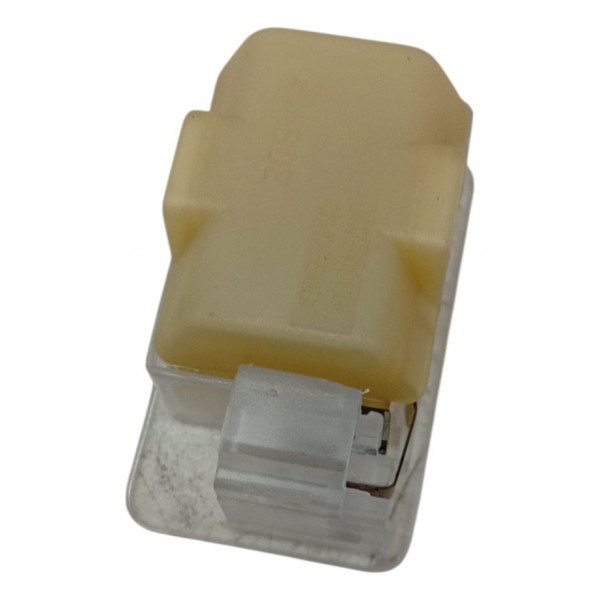 Lanterna Bagagito Direito Fiat Palio Essence 1.6 2014 2015 Ambos Lados