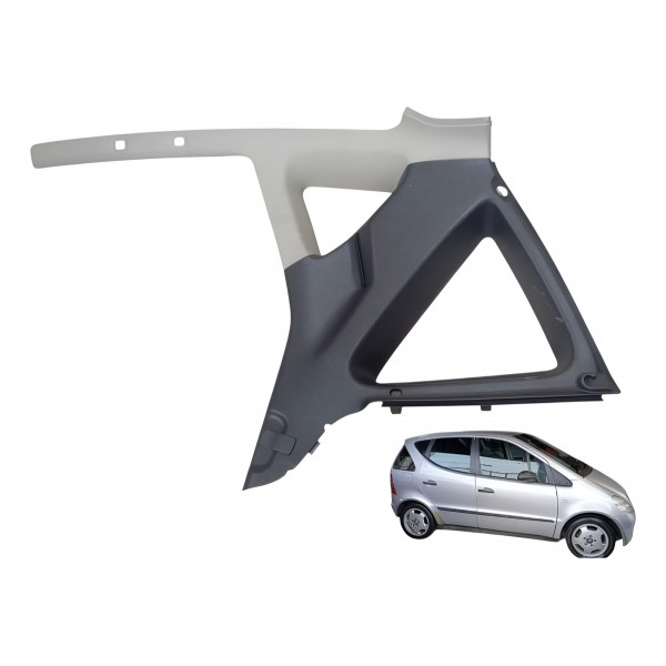 Moldura Acabamento Direito Porta Malas Mercedes  A160 2003