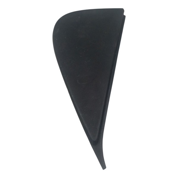 Moldura Porta Traseira Esquerda Chevrolet Celta 2005 Detalhe