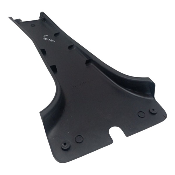 Acabamento Inferior Coluna Central Direita Gm Celta 2005