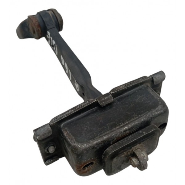Limitador Porta Traseira Esquerda Mercedes A160 2002 2003