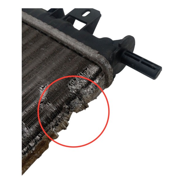 Radiador Água Motor Ford Fiesta 1.6 Hatch 20122013 Detalhe