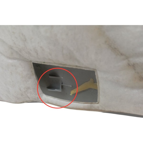 Acabamento Traseira Esquerda Vidro Ford Fiesta  2013 Detalhe