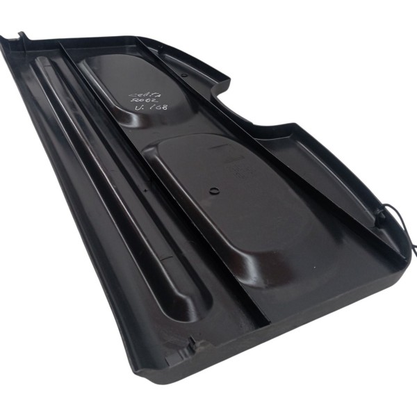 Tampão Porta Malas Baggito Chevrolet Celta 1.0 2001 2002