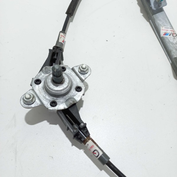 Máquina Vídeo Manual Traseiro Direito Fiat Siena 2011